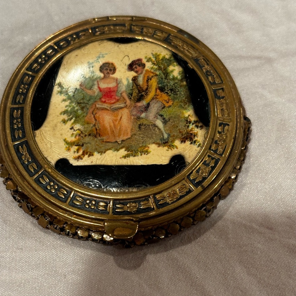 Vintage Powder Compact